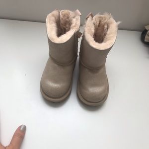 Ugg toddler boots
